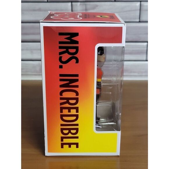 MRS. INCREDIBLE ELASTIGIRL ROCK CANDY - Picture 2 of 6